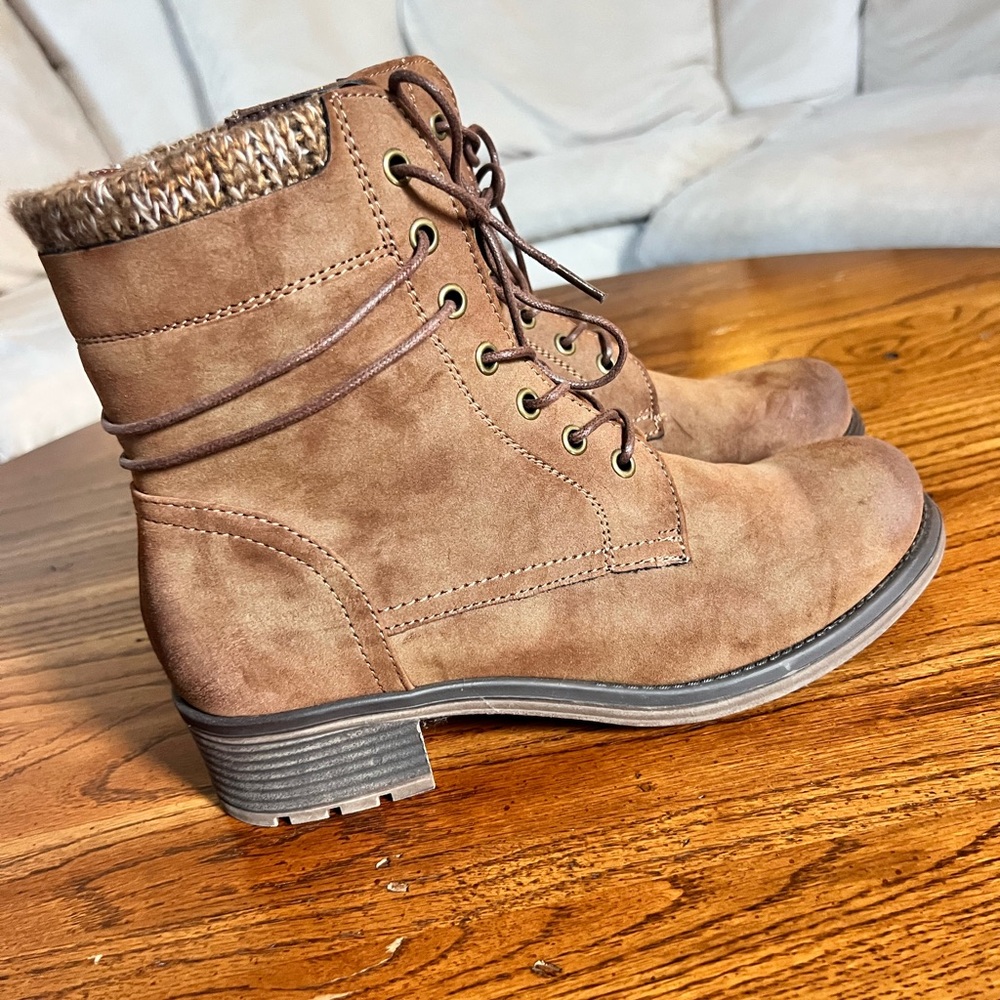 Cozy Tan Lace-Up Boots for Women